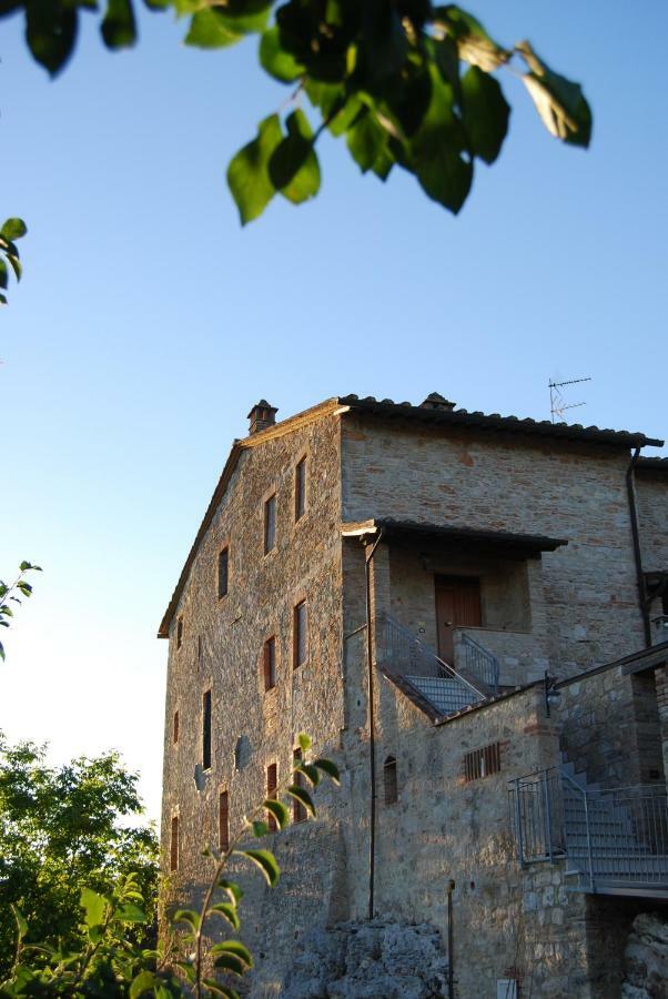 Casa Santa Giulia Apartment Monteriggioni Exterior photo